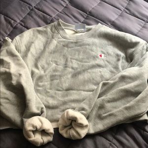 Champion Cropped Crew Neck Sweatshirt